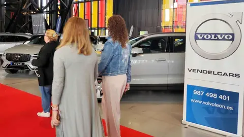 El Salón del Vehículo de León presenta más de 400 ofertas en su octava edición.