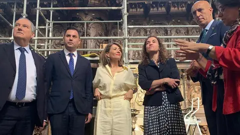 El ministro de Industria y Turismo, Jordi Hereu, ha anunciado este viernes en León el inicio del proceso de ampliación del Parador de San Marcos, una actuación que responde a una “vieja aspiración” y que supondrá una inversión total de más de 30 millones de euros, incluyendo 1,5 millones ya asignados para el proyecto técnico inicial. Fotos: A.F. Reca