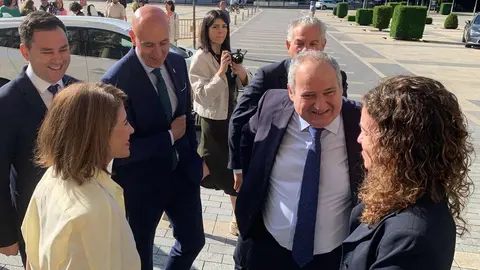 El ministro de Industria y Turismo, Jordi Hereu, ha anunciado este viernes en León el inicio del proceso de ampliación del Parador de San Marcos, una actuación que responde a una “vieja aspiración” y que supondrá una inversión total de más de 30 millones de euros, incluyendo 1,5 millones ya asignados para el proyecto técnico inicial. Fotos: A.F. Reca