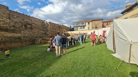 El campamento romano del Jardín Arqueológico inaugura las celebraciones del 1957 aniversario de la Legio VII Gémina, con actividades culturales, históricas y lúdicas hasta el domingo
