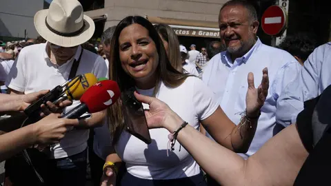 Manifestación de la plataforma Oncobierzo para reclamar mejoras en el Servicio de Oncología del Hospital del Bierzo y en toda la sanidad de la comarca bajo el lema 'Por mí'. Foto: César Sánchez