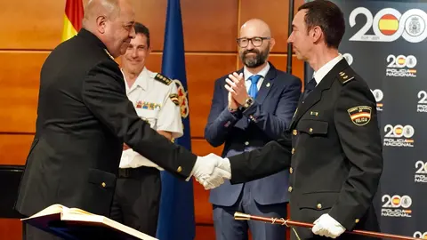 Toma de posesión del nuevo inspector jefe de la Comisaría Local de Astorga, Francisco Javier Martín García, con la presencia del Jefe Superior de Policía de Castilla y León, Juan Carlos Hernández Muñoz, y del subdelegado del Gobierno, Héctor Alaiz Moretón, además del comisario principal jefe provincial de la Comisaría de León, Miguel Ángel del Diego Ballesteros./ CAMPILLO