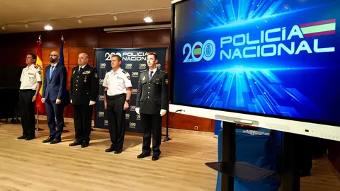 Toma de posesión del nuevo inspector jefe de la Comisaría Local de Astorga, Francisco Javier Martín García, con la presencia del Jefe Superior de Policía de Castilla y León, Juan Carlos Hernández Muñoz, y del subdelegado del Gobierno, Héctor Alaiz Moretón, además del comisario principal jefe provincial de la Comisaría de León, Miguel Ángel del Diego Ballesteros./ CAMPILLO