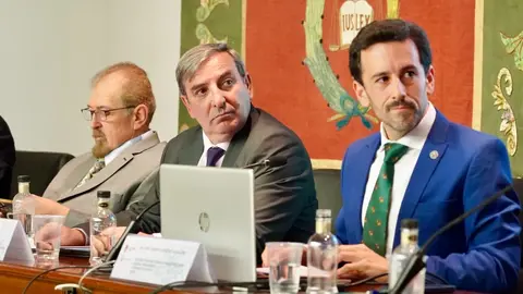 La Facultad de Derecho acoge la sexta edición de la ‘White Hat Conference’ impulsada por la Boston University que reúne a hackers de sombrero blanco procedentes de más de 40 países para abordar las amenazas digitales. Foto: Campillo | Universidad de León