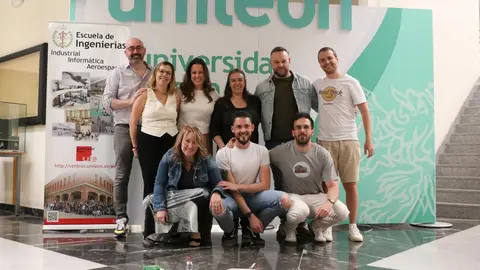 Competición de robots de 'minisumo' en Industriales