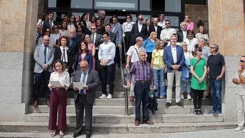 Magistrados, jueces y fiscales de cinco asociaciones del sector desarrollaron este miércoles en León un paro simbólico en las sedes judiciales de la Comunidad para protestar por el proyecto de modificación de la Ley Orgánica de Poder Judicial y del Estatuto Orgánico del Ministerio Fiscal, dos recientes iniciativas legislativas que, alertaron, ponen “bajo amenaza” la independencia judicial. Foto: Peio García