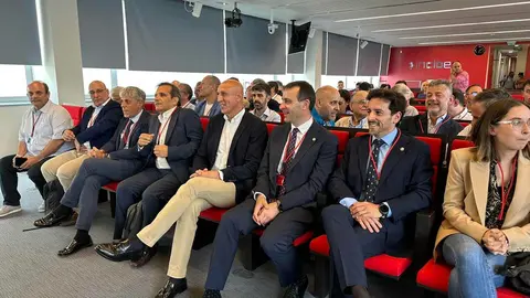 La Federación de Asociaciones de Empresas de Tecnologías de la Información, Comunicaciones y Electrónica de Castilla y León (Aetical) celebró este miércoles en León su entrega de premios del año 2025.  Foto: Ayto León