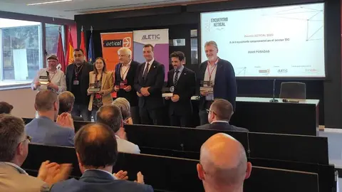 La Federación de Asociaciones de Empresas de Tecnologías de la Información, Comunicaciones y Electrónica de Castilla y León (Aetical) celebró este miércoles en León su entrega de premios del año 2025.