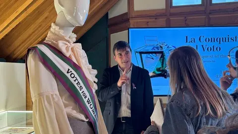 El voto femenino, contado desde Casa Botines.
