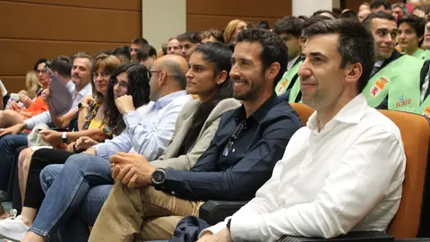 La Universidad de León gradúa a una nueva generación de educadores físicos comprometidos con una sociedad más activa, saludable y humana. Fotos: ULE