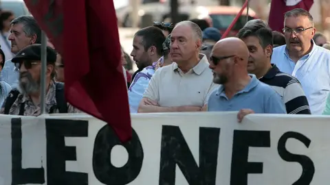 Dos millares de personas recorren León para mostrar su rechazo al cierre de la planta de Azucarera de La Bañeza. (Foto: Peio García)