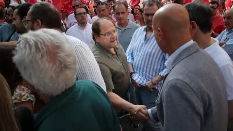 Dos millares de personas recorren León para mostrar su rechazo al cierre de la planta de Azucarera de La Bañeza. (Foto: Peio García)