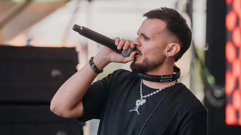 Locura juvenil: León bailó hasta el amanecer al ritmo del reguetón y el talento local. Más de 28.000 personas disfrutaron durante dos días de un maratón musical encabezado por Justin Quiles, Kidd Keo y Chimbala.