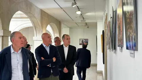 Roma revive en León: la Cofradía del Dulce Nombre inaugura una exposición con historia, arte y miniaturas. Fotos: Ayto León