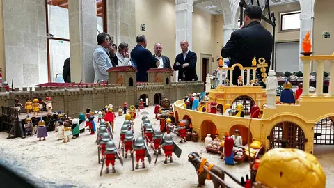 Roma revive en León: la Cofradía del Dulce Nombre inaugura una exposición con historia, arte y miniaturas. Fotos: Ayto León