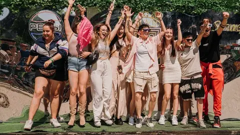 Locura juvenil: León bailó hasta el amanecer al ritmo del reguetón y el talento local. Más de 28.000 personas disfrutaron durante dos días de un maratón musical encabezado por Justin Quiles, Kidd Keo y Chimbala.