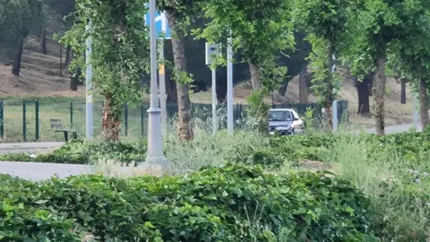 Desde este lunes, los dos nuevos radares fijos instalados en León ya disponen de cámara de control de velocidad validada y están en disposición de sancionar a los vehículos que superen los límites establecidos.