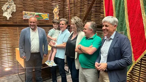 El Museo de los Pueblos Leoneses abre al público Un viaje nostálgico, una exposición gratuita de más de 200 juguetes antiguos con fines solidarios. Fotos: Campillo | Diputación