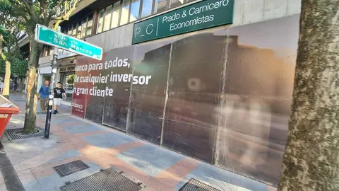 El reconocido local del bar restaurante 'La Oca' da paso a una oficina de banca de inversión de Renta 4.