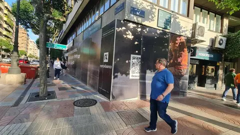 El reconocido local del bar restaurante 'La Oca' da paso a una oficina de banca de inversión de Renta 4.