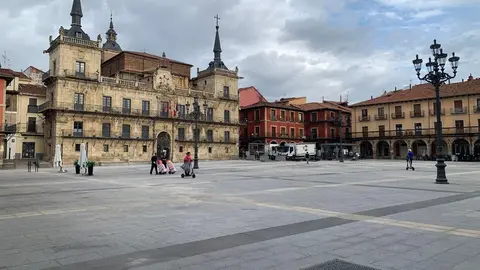 La emblemática Plaza Mayor de León, en el corazón del Casco Histórico, tras su remodelación./ A.F.R.