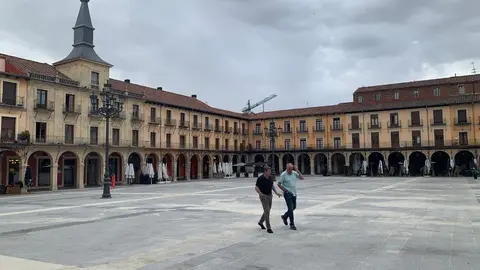 La emblemática Plaza Mayor de León, en el corazón del Casco Histórico, tras su remodelación./ A.F.R.