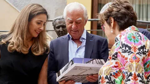 El Museo de la Emigración Leonesa celebra el III Homenaje al Emigrante Leonés. / CAMPILLO