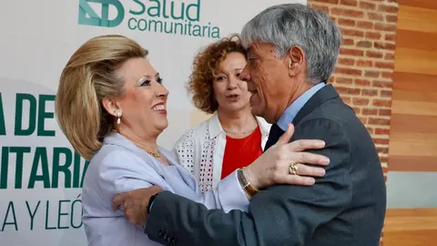 La gerente regional de Salud, Violeta Martínez Pindado, presenta el Plan de Estrategia de Salud Comunitaria. / CAMPILLO