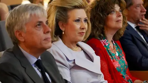 La gerente regional de Salud, Violeta Martínez Pindado, presenta el Plan de Estrategia de Salud Comunitaria. / CAMPILLO