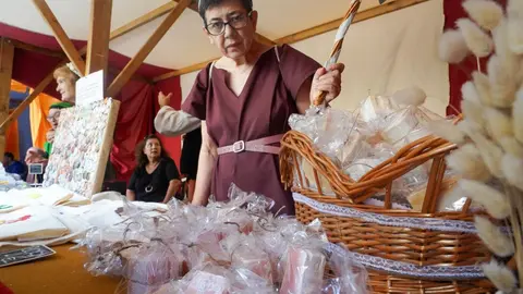 Inauguración de la Feria Medieval de los centros asistenciales de la Diputación de León