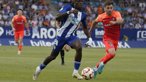 La Ponferradina, con lágrimas y un profundo dolor, ha encajado este sábado una durísima derrota ante el Andorra que entrega en bandeja el ascenso al Andorra.