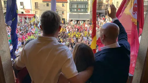 Pregón de las Fiestas de San Juan y San Pedro 2025 por la Cultural y Deportiva Leonesa.