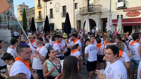 Pregón de las Fiestas de San Juan y San Pedro 2025 por la Cultural y Deportiva Leonesa.