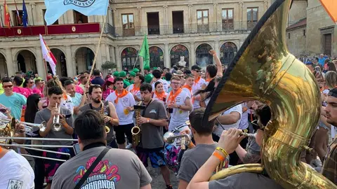 Pregón de las Fiestas de San Juan y San Pedro 2025 por la Cultural y Deportiva Leonesa.