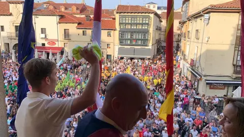 Pregón de las Fiestas de San Juan y San Pedro 2025 por la Cultural y Deportiva Leonesa.