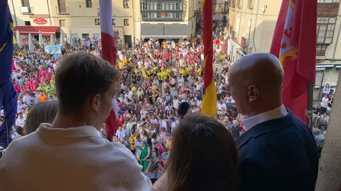 Pregón de las Fiestas de San Juan y San Pedro 2025 por la Cultural y Deportiva Leonesa.