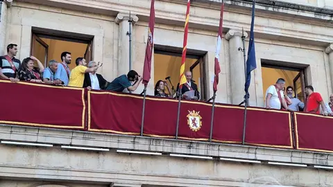 Pregón de las Fiestas de San Juan y San Pedro 2025 por la Cultural y Deportiva Leonesa.