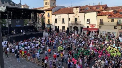 Pregón de las Fiestas de San Juan y San Pedro 2025 por la Cultural y Deportiva Leonesa.