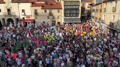 Pregón de las Fiestas de San Juan y San Pedro 2025 por la Cultural y Deportiva Leonesa.