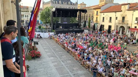 Pregón de las Fiestas de San Juan y San Pedro 2025 por la Cultural y Deportiva Leonesa.