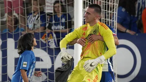 La SD Ponterradina no consigue el ascenso a segunda división al perder 0-1 contra el FC Andorra. Foto Peio García (1)