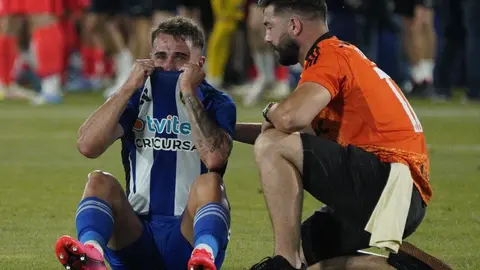 La SD Ponterradina no consigue el ascenso a segunda división al perder 0-1 contra el FC Andorra. Foto Peio García (3)
