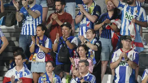 La SD Ponterradina no consigue el ascenso a segunda división al perder 0-1 contra el FC Andorra. Foto Peio García (7)