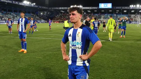 La SD Ponterradina no consigue el ascenso a segunda división al perder 0-1 contra el FC Andorra. Foto Peio García (16)
