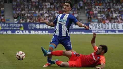 La SD Ponterradina no consigue el ascenso a segunda división al perder 0-1 contra el FC Andorra. Foto Peio García (21)