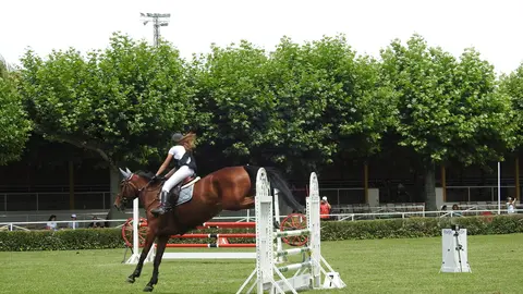 Segunda jornada del LXXIV Concurso de Saltos en el Hípico de León. Foto: M.A. García
