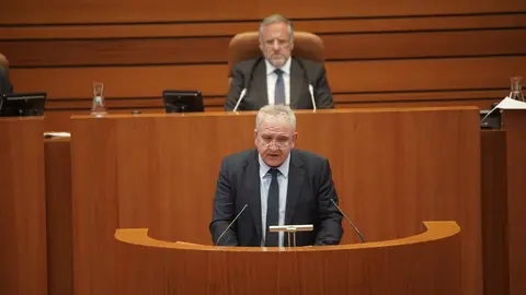 Las Cortes de Castilla y León aprobaron este miércoles, con los votos a favor de PSOE, Vox, Podemos y Francisco Igea, la nueva ley de Publicidad Institucional, mientras que el Grupo Popular votó en contra de una norma que considera que “vulnera la libertad de expresión y nace muerta”.