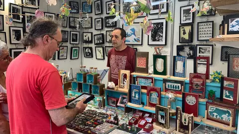 La XXVII edición reúne a 31 talleres artesanos, siete más que el pasado año, y se consolida como uno de los grandes atractivos de San Juan y San Pedro