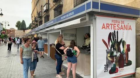 La XXVII edición reúne a 31 talleres artesanos, siete más que el pasado año, y se consolida como uno de los grandes atractivos de San Juan y San Pedro