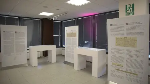 Fundos inaugura la exposición 'Don Suero de Quiñones: más allá de la leyenda' en Villadangos del Páramo.